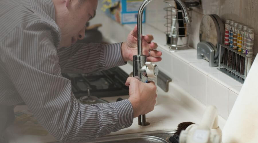 Professional emergency plumbing in Dennison, IL